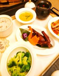 -月幸福月子中心(静安店)