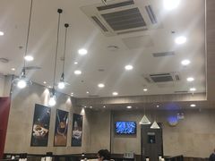 大堂-康师傅私房牛肉面(马泉营奥莱店)