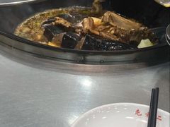 -屯老二农家铁锅炖·行业领军者(梅江店)