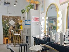 -六朵云照相馆(喷水池店)