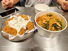 -W COLLECTIVE  DESSERT SHOP