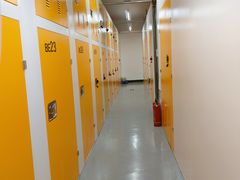 -安东易迷你自助仓储寄存仓库(杨浦店)