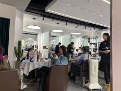 -Z.X HAIR SALON张新美业