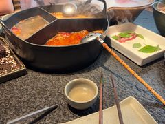 -三出山火锅(南京万象天地店)