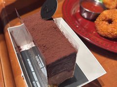 -W COLLECTIVE  DESSERT SHOP