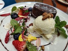 -Golden Lily河内巴黎法越料理餐厅(建国西路店)