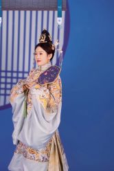 -盘子女人坊生日照·摄影馆(华强店)