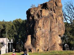 -上海市龙华烈士陵园