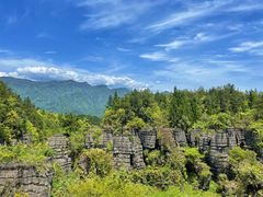 -梭布垭石林景区