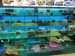 -覃记海鲜美食餐厅