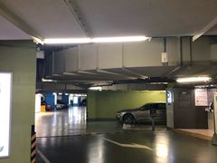 -上海来福士广场-停车场