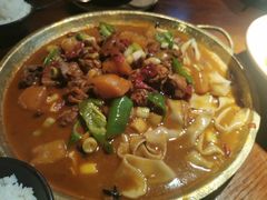 新疆大盘鸡-楼兰新疆主题餐厅(悠方店)