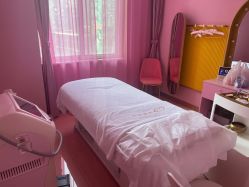 包房-莎蔓莉莎美容会所