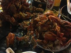 -去吃小龙虾·江湖菜·烧烤(南滨路店)