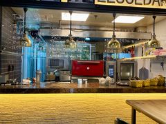 -LESCEDARS Brasserie Bistro香柏树