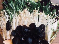 -拾味馆·浓鲜骨汤(光谷天地店)