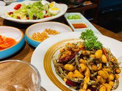 -明洞阿姨·韩式酱蟹烤肉·创意料理(三元桥店)