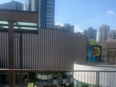 -瑞虹新天地月亮湾