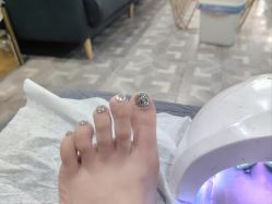 -蜜桃美甲美睫化妆