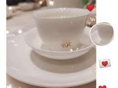 -香港百合居(LCM置汇旭辉广场店)