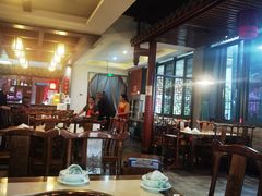 -九尺赵老四鲜鹅肠火锅