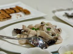 -梅龙镇酒家(南京西路总店)