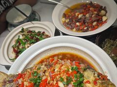 -费大厨辣椒炒肉(高铁吾悦广场店)