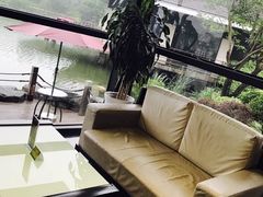 -上海怡沁园度假酒店