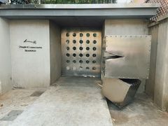 -穹六人间 people 6(岳阳路店)