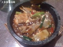石锅鱼头焖吕田豆腐-炳胜私厨(万象前海店)