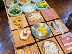 -银米·云南传统过桥米线(双廊黑金冠店)