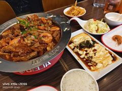 -胖哥俩肉蟹煲(济南世茂国际广场店)