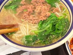 -云阿蛮云南生烫牛肉米线(奉贤路店)