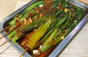 Stir-fried Lettuce with Garlic