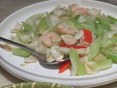 西芹百合炒虾仁-梁家大院•农家菜(昆山会展中心店)