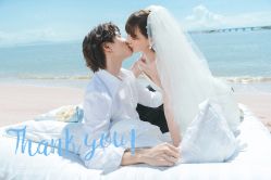 -现代经典婚纱摄影