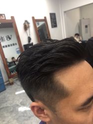 -V8潮牌·接发烫染连锁