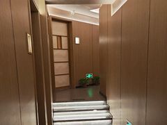 -耳湾躺式采耳SPA馆(保利五月花店)