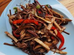 -小厨子私房菜·云南美食店