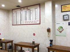 大堂-凡老头米线砂锅(古荡新村西粮站)