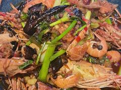 -蚝堡海鲜·威海菜·海肠捞饭·烧烤·亚洲吃蚝公司(幸福门店)