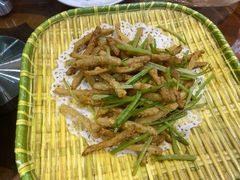 -黄泥岗·地道湖北菜(奥特莱斯店)