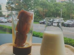 黑砖拿铁-dotcom coffee古点咖啡(致真大厦店)