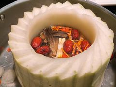 -得意咚瓜·顺德鱼生·冬瓜火锅(深圳首店)