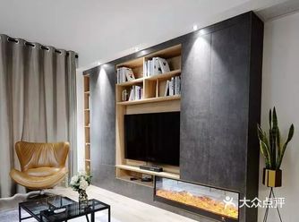 布置出一个低调奢华的华丽空间感。