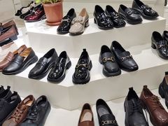 -云柏鞋业(十里堡店)