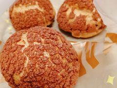 浓醇巧克力泡芙-津乐园