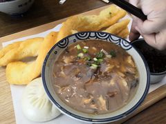 牛肉胡辣汤-头壹号 大油条·老长沙盖码饭(清河店)