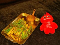 -何师烧烤Pro ·江湖川菜·小龙虾·精酿啤酒(太古里旗舰店)