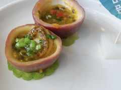 百香果蒸中鲍鱼-79号渔船海鲜饭店(宝安店)